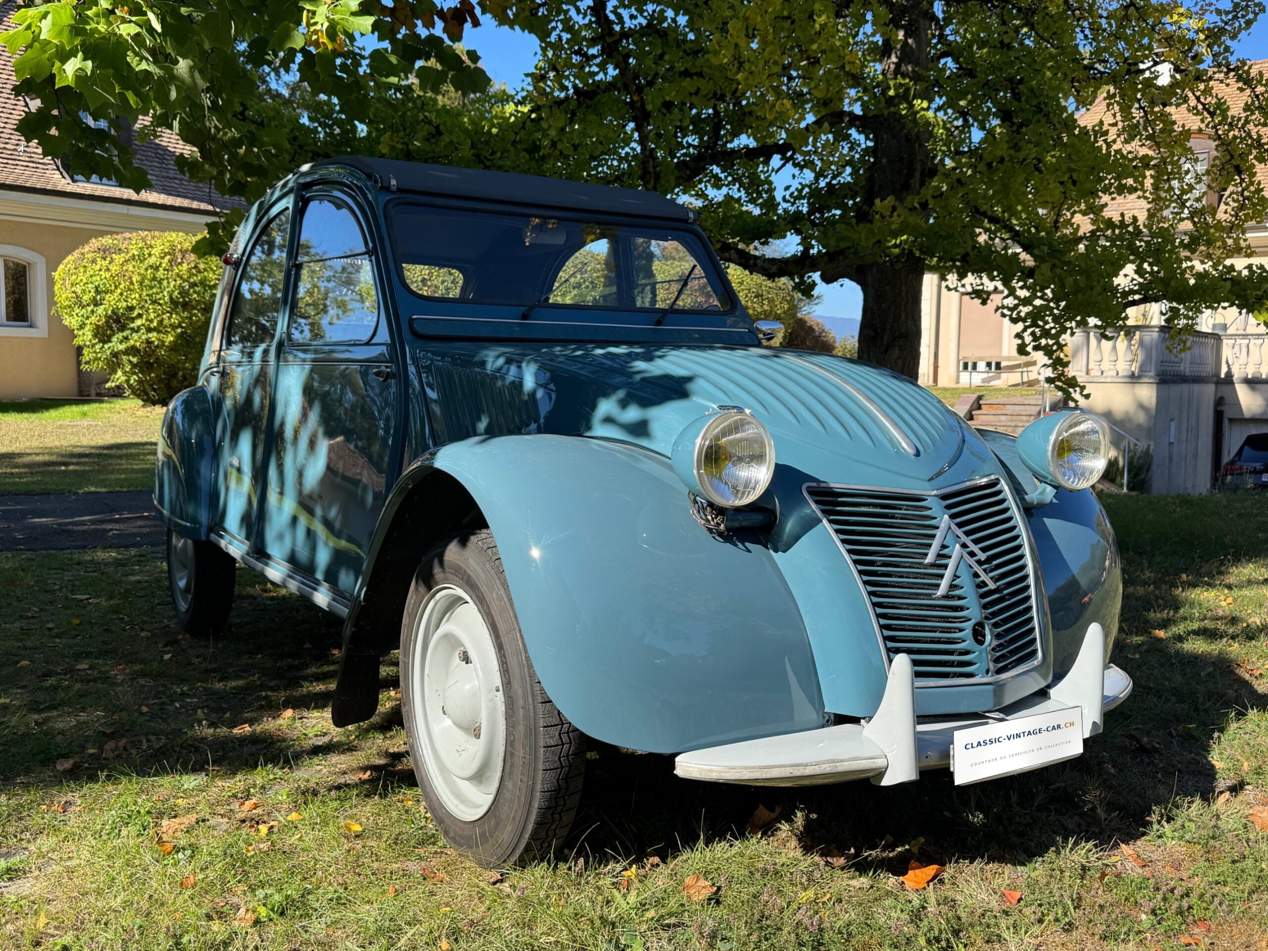 20261019 2CV AZ 1960 09 avant 3 4 droit